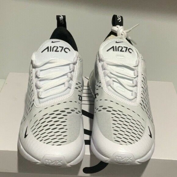 Woman’s Nike air max 270 black white running shoes size 8.5 us - Picture 3 of 6